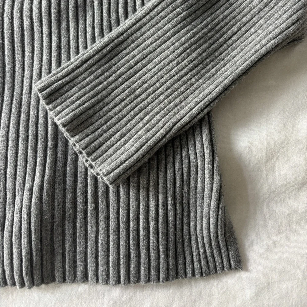 Grey Ribbed Collared Cardigan - Picture 2 of 8